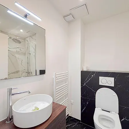 Escapade En Centre De - Wifi, Ac, 2pers Daire Nice